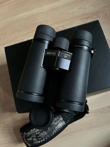 Nikon MONARCH HG 10x42  Gelegenheit im Kundenauftrag zu verkaufen Neu Zustand !